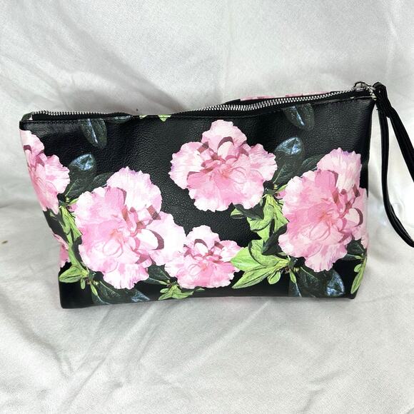 Betsey Johnson Floral Printed Pebble Wristlet Bag - Picture 6 of 6